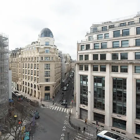 Beautiful T2 - Near The Louvre Museum París